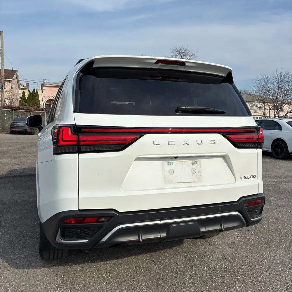 2024 Lexus LX 600 F SPORT Handling