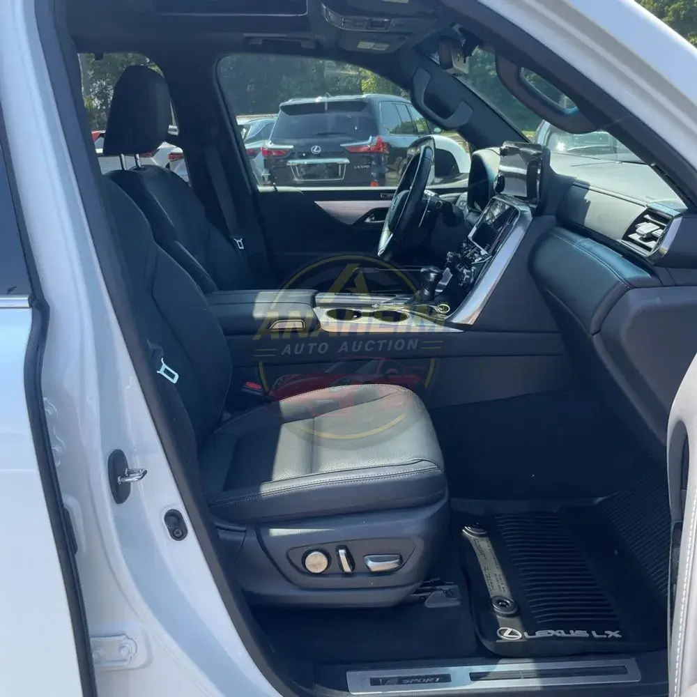 2023 Lexus LX 600 F SPORT Handling