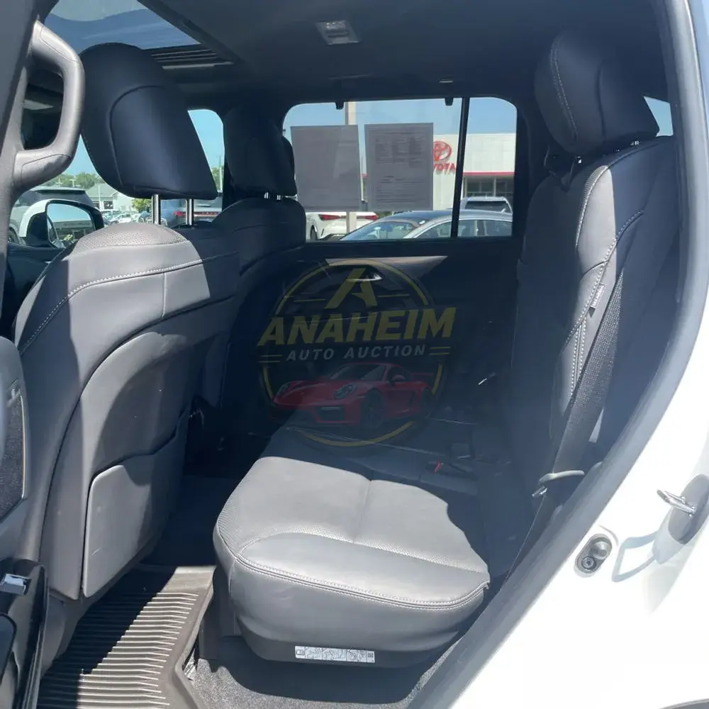 2023 Lexus LX 600 F SPORT Handling