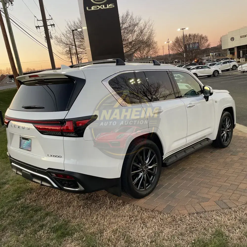 2024 Lexus LX 600 F SPORT Handling