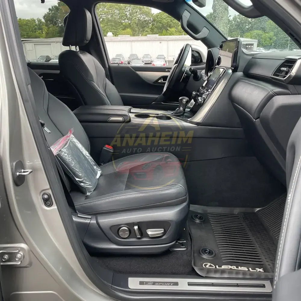 2023 Lexus LX 600 F SPORT Handling