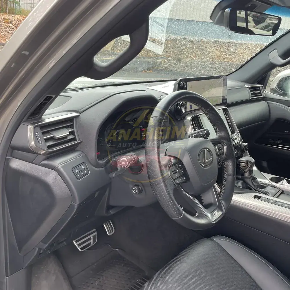 2023 Lexus LX 600 F SPORT Handling