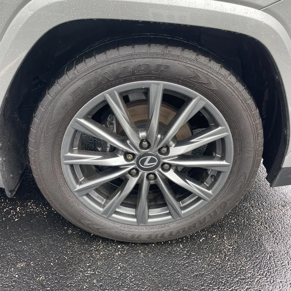 2024 Lexus LX 600 F SPORT Handling