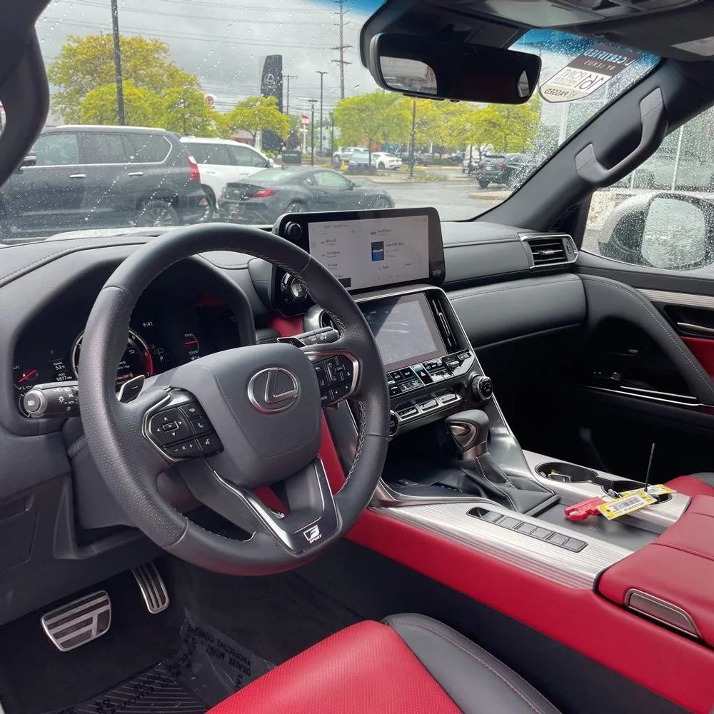 2024 Lexus LX 600 F SPORT Handling