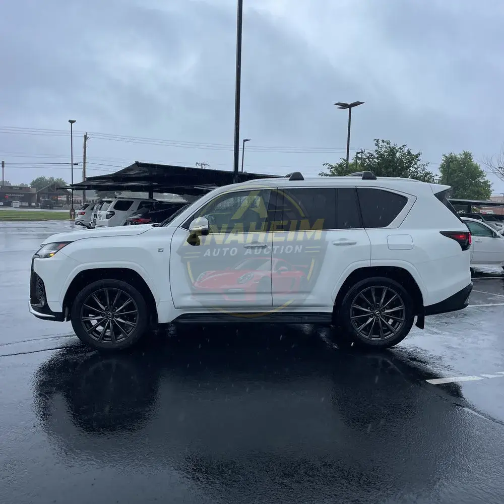 2023 Lexus LX 600 F SPORT Handling
