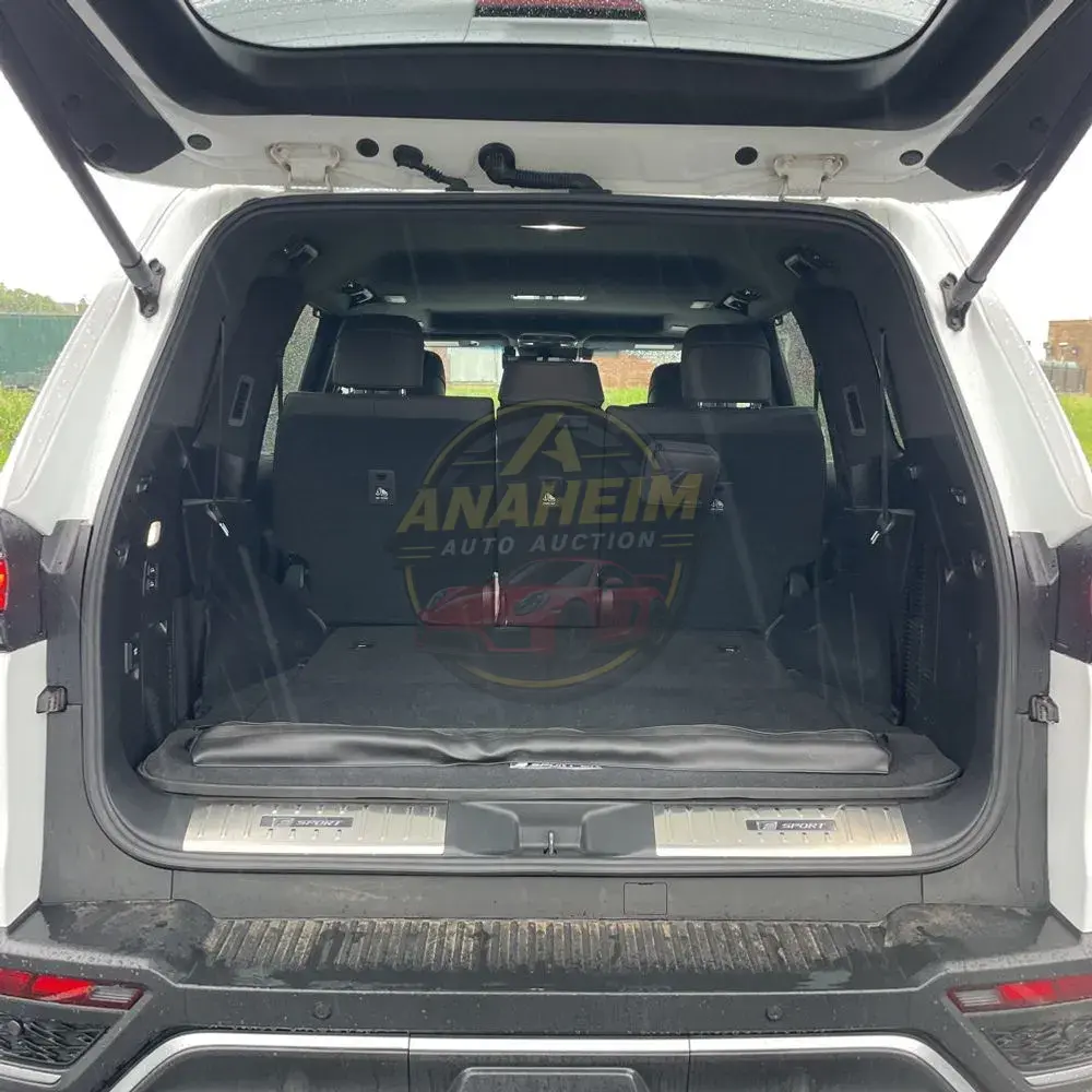 2023 Lexus LX 600 F SPORT Handling