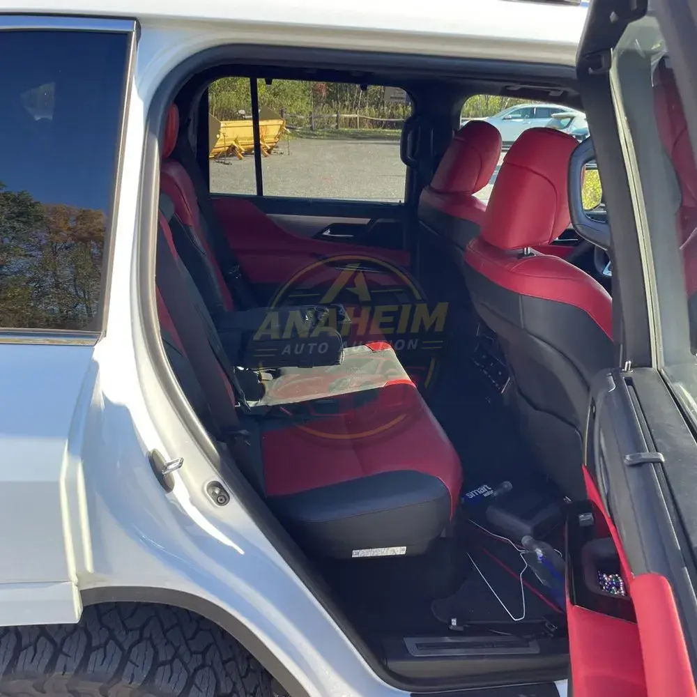 2024 Lexus LX 600 F SPORT Handling