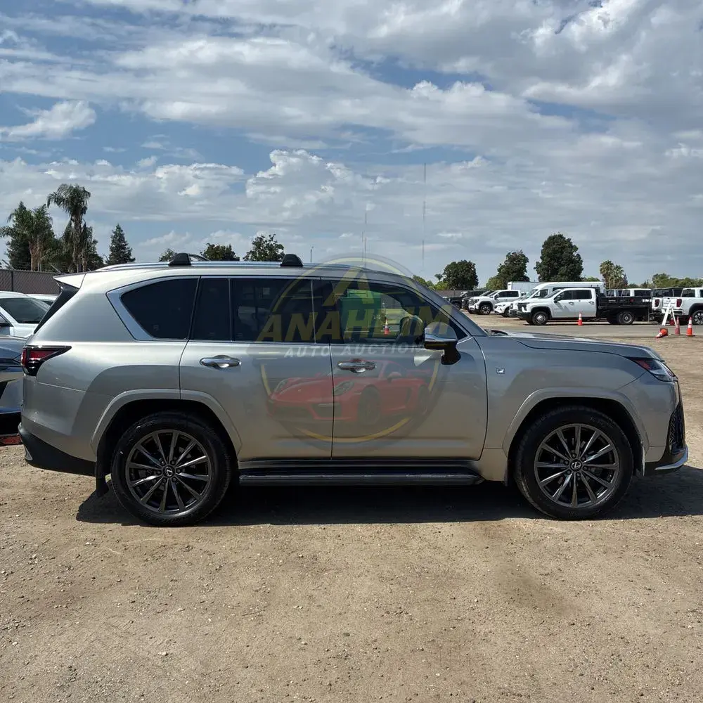 2023 Lexus LX 600 F SPORT Handling