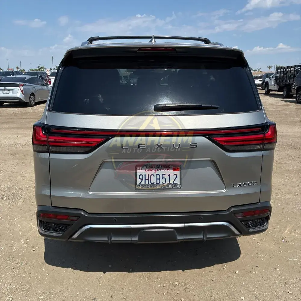 2023 Lexus LX 600 F SPORT Handling