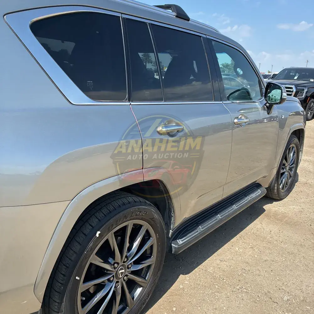 2023 Lexus LX 600 F SPORT Handling