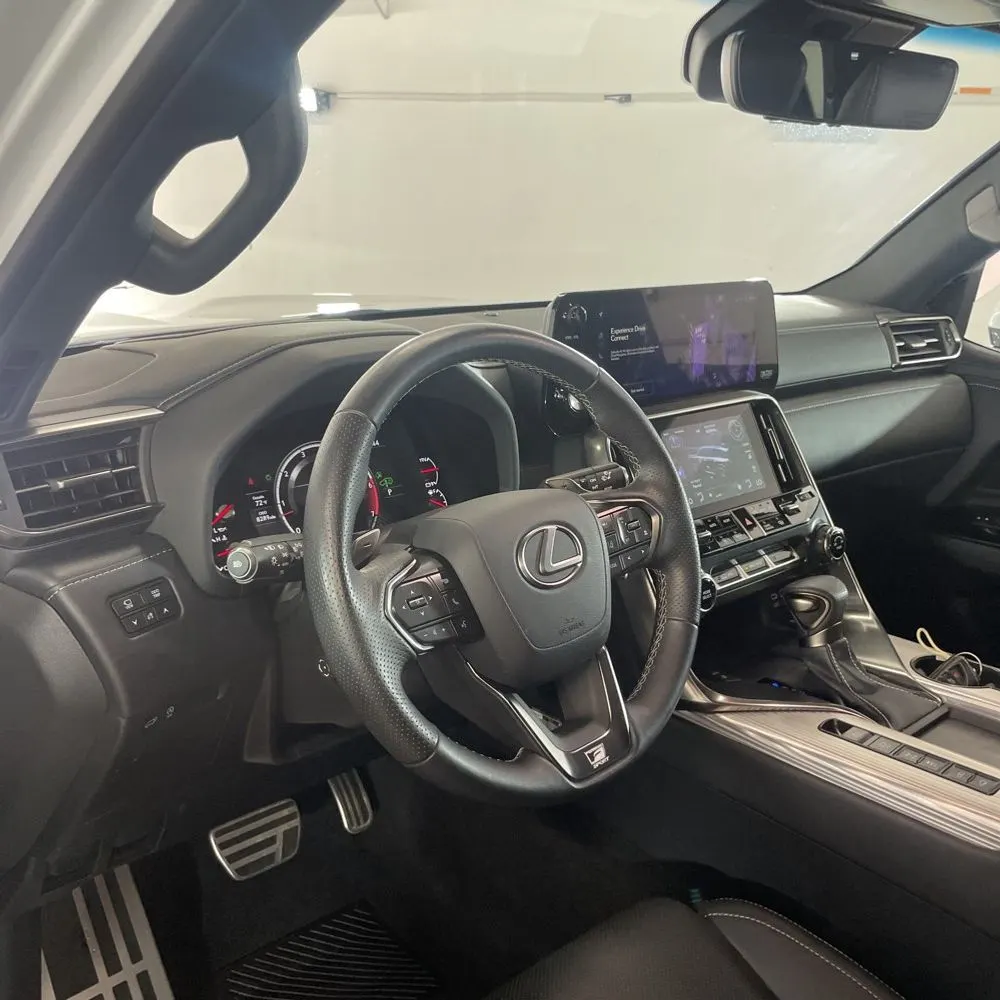 2024 Lexus LX 600 F SPORT Handling