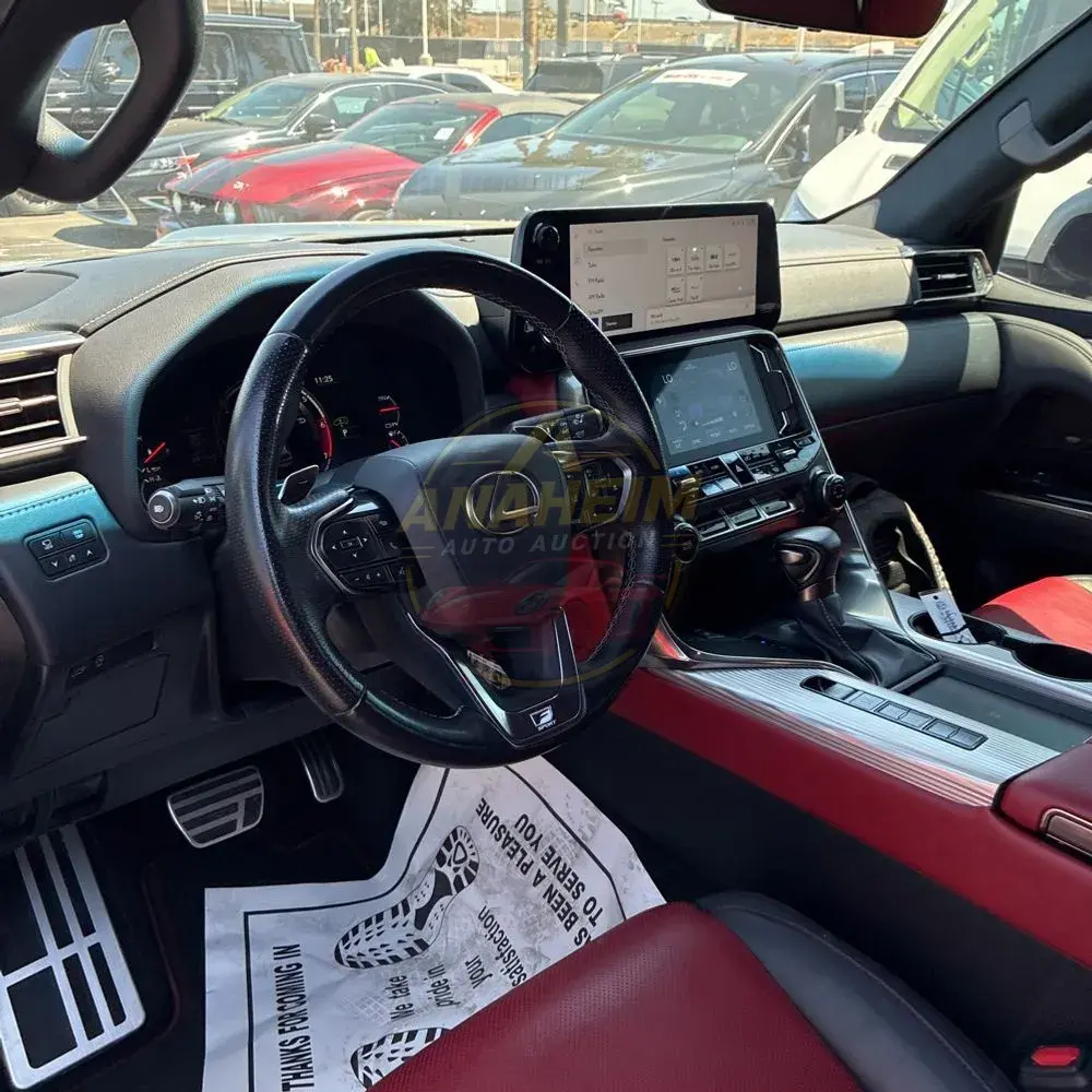 2023 Lexus LX 600 F SPORT Handling