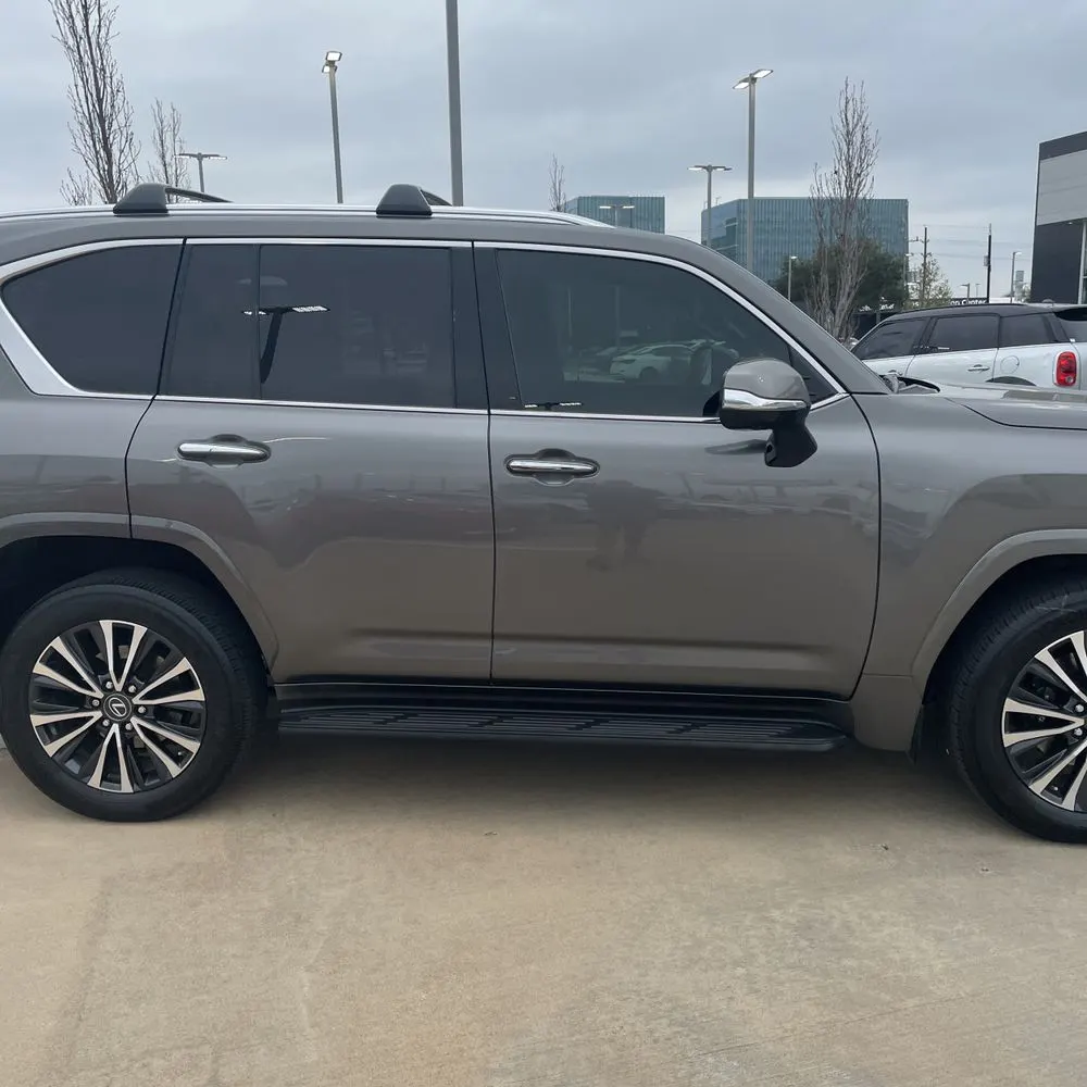 2022 Lexus LX 600 Base