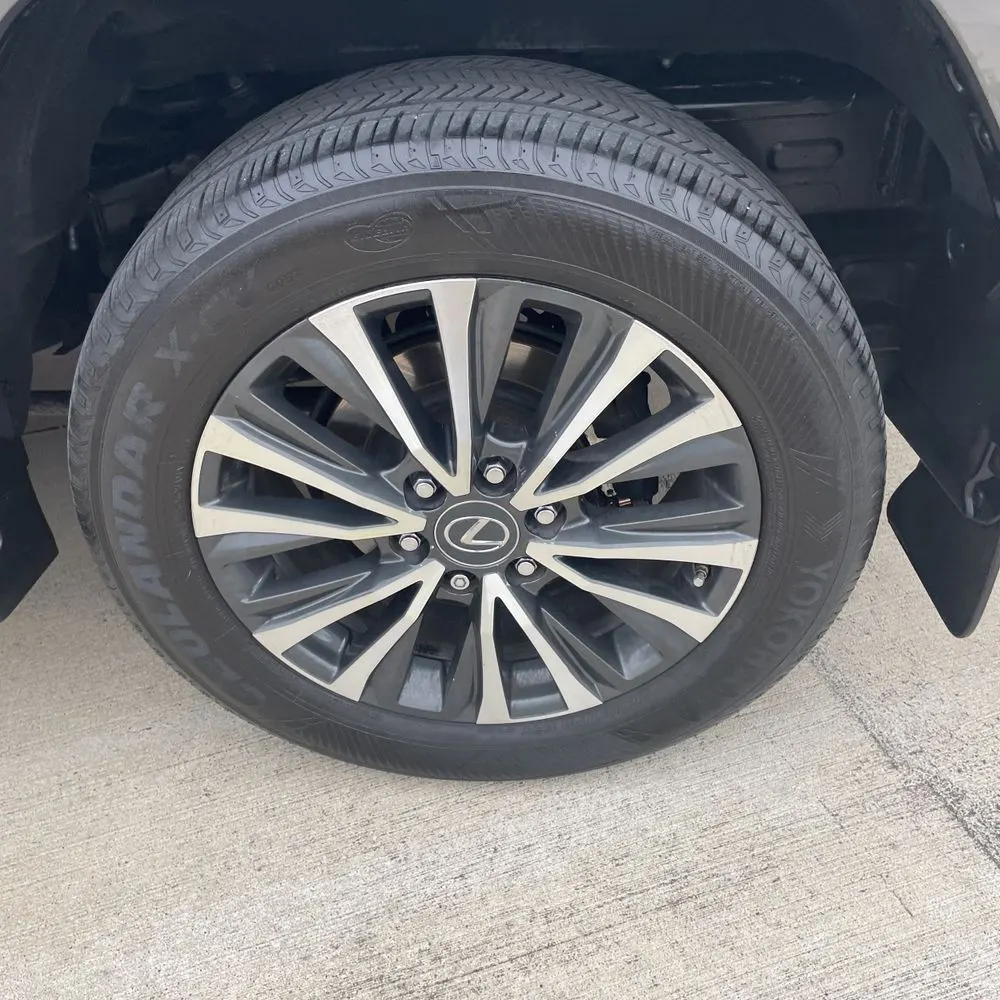 2022 Lexus LX 600 Base