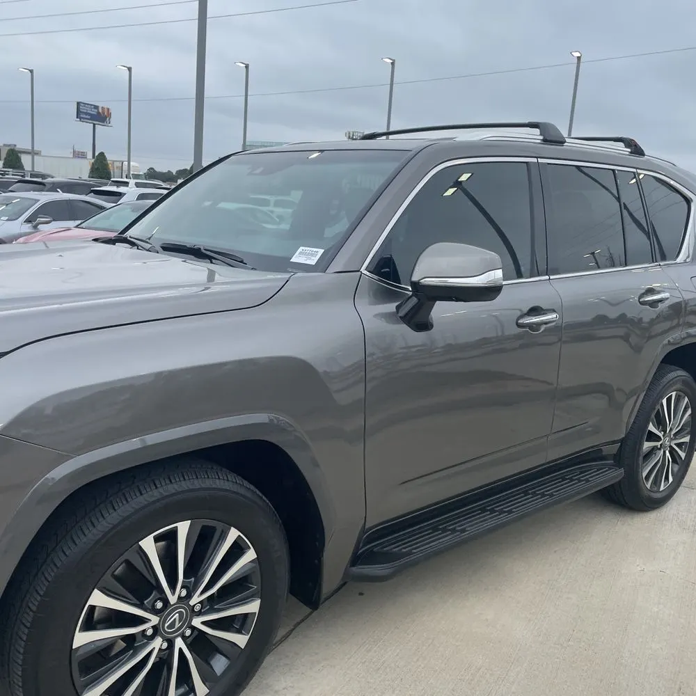 2022 Lexus LX 600 Base