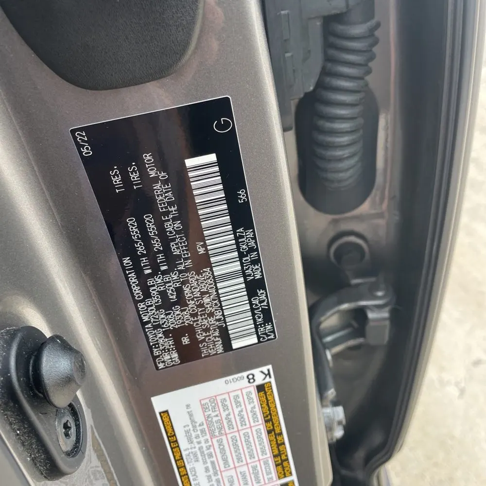 2022 Lexus LX 600 Base