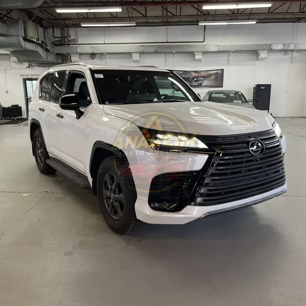 2025 Lexus LX 700h Overtrail