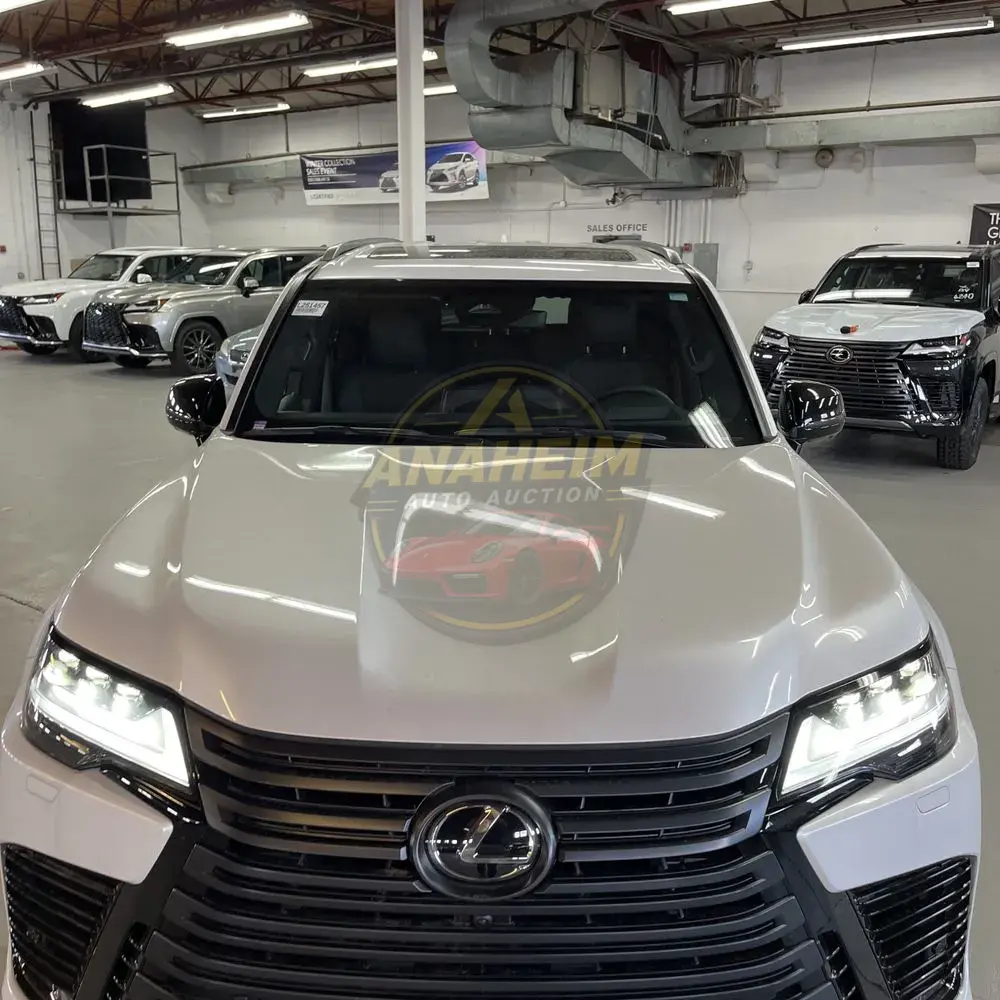 2025 Lexus LX 700h Overtrail