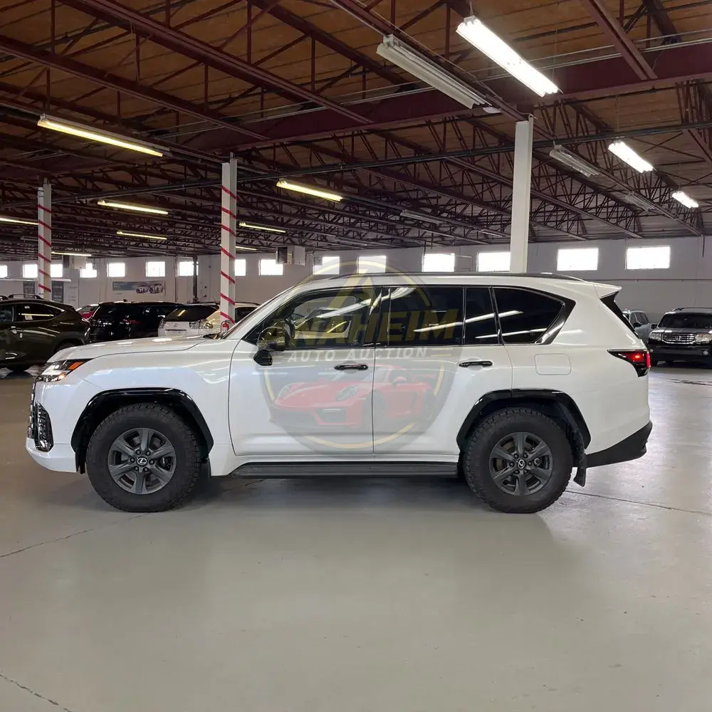 2025 Lexus LX 700h Overtrail