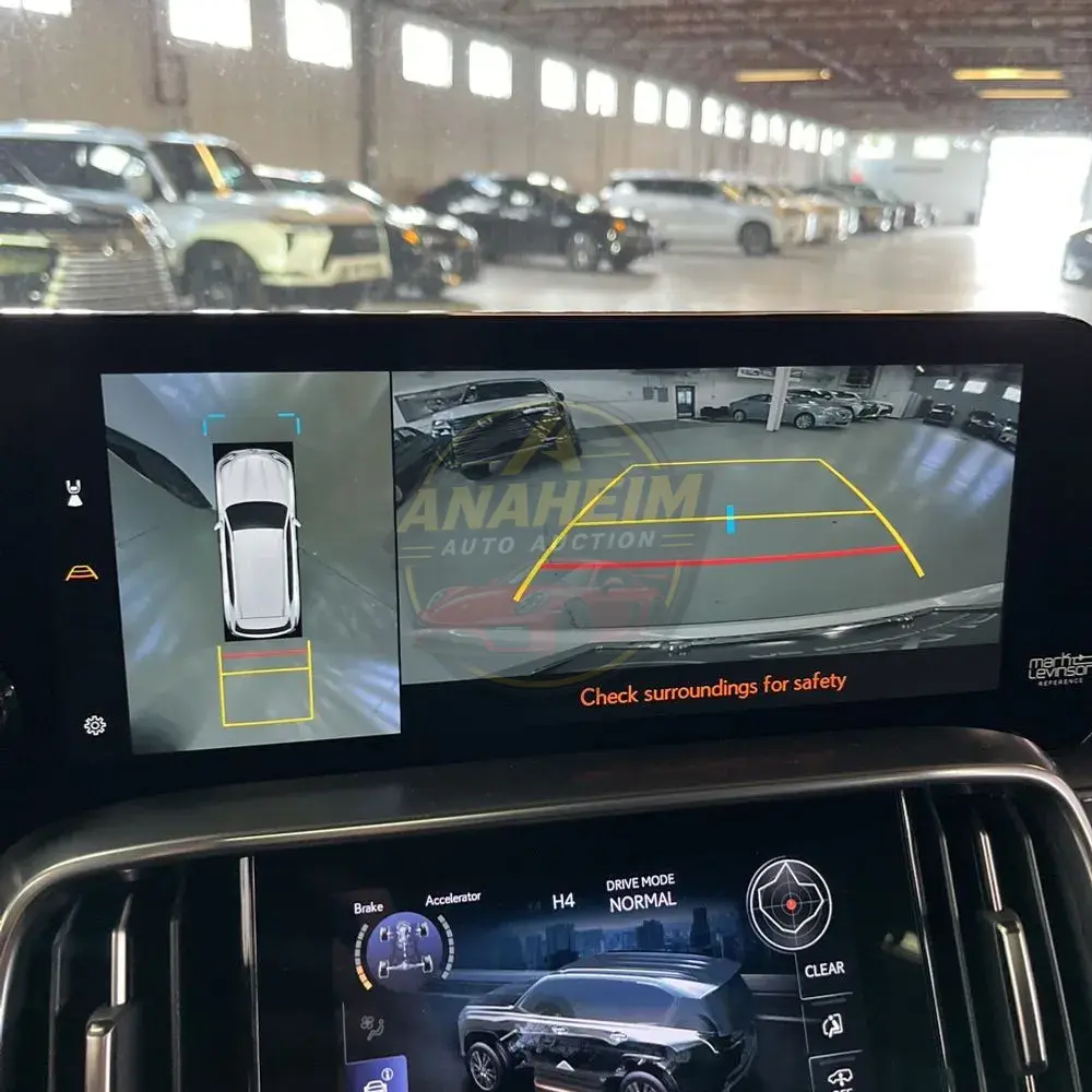 2025 Lexus LX 700h Overtrail