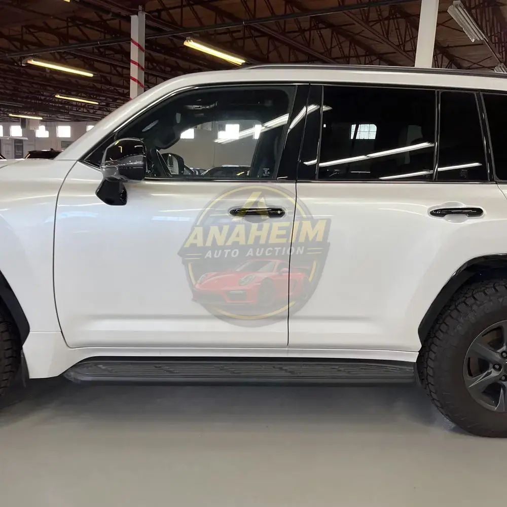 2025 Lexus LX 700h Overtrail