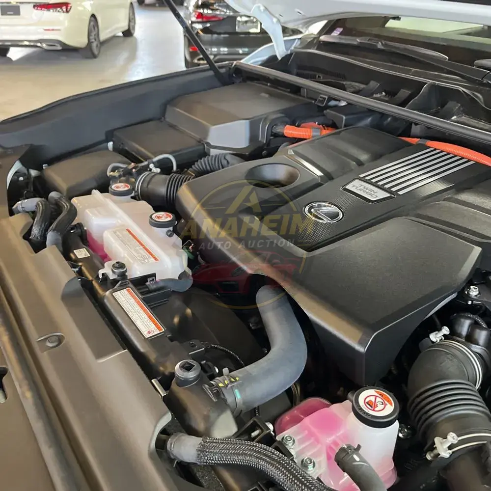 2025 Lexus LX 700h Overtrail
