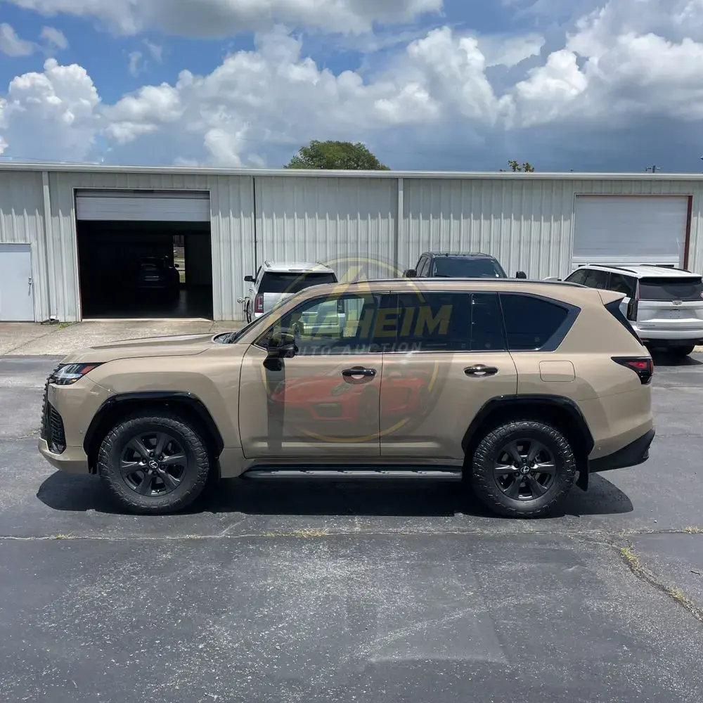 2025 Lexus LX 700h Overtrail
