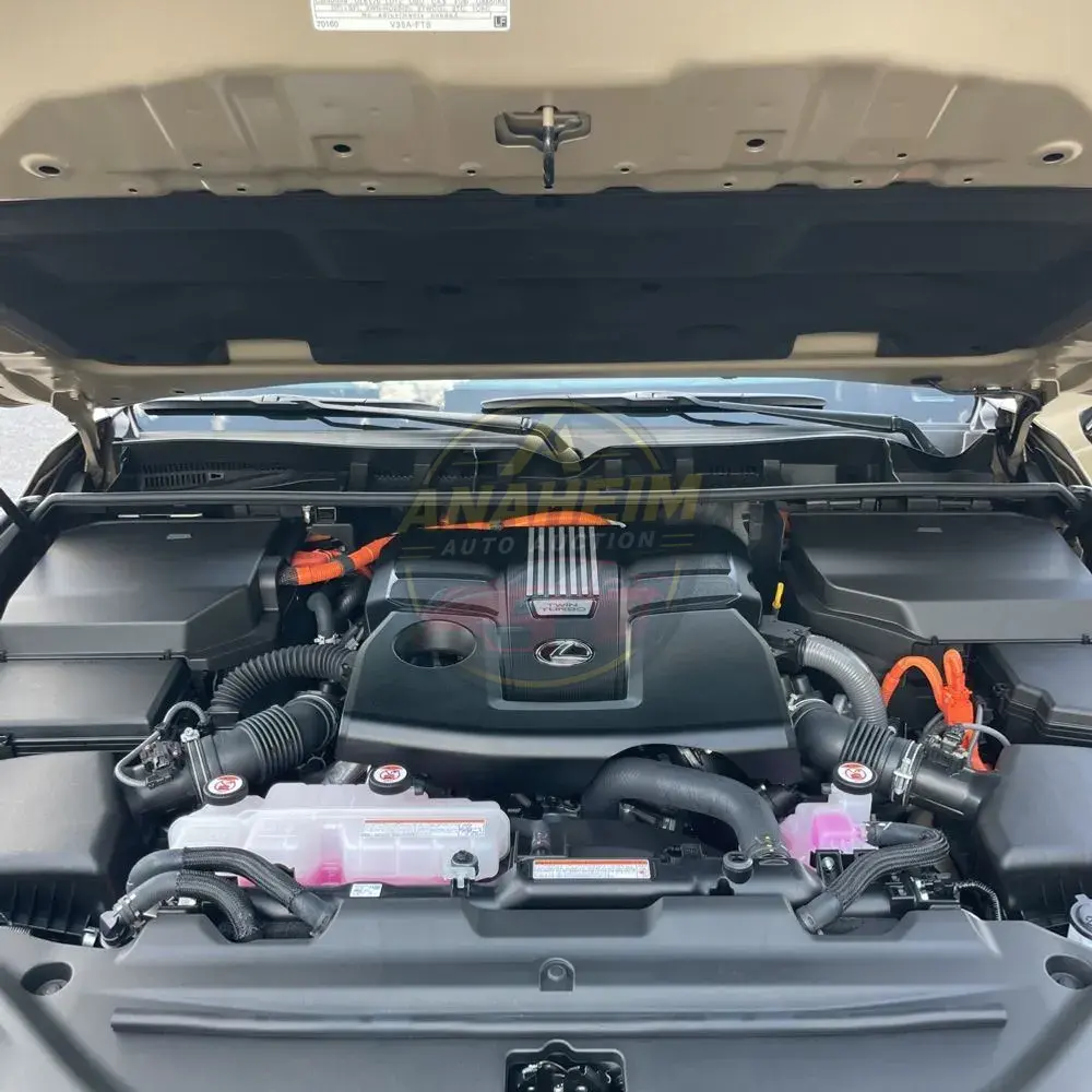 2025 Lexus LX 700h Overtrail