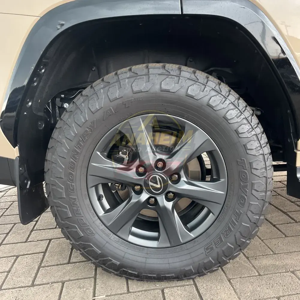 2025 Lexus LX 700h Overtrail