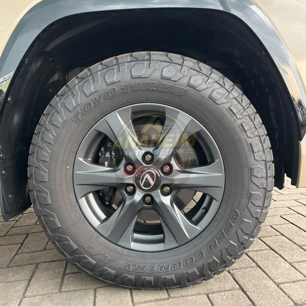 2025 Lexus LX 700h Overtrail