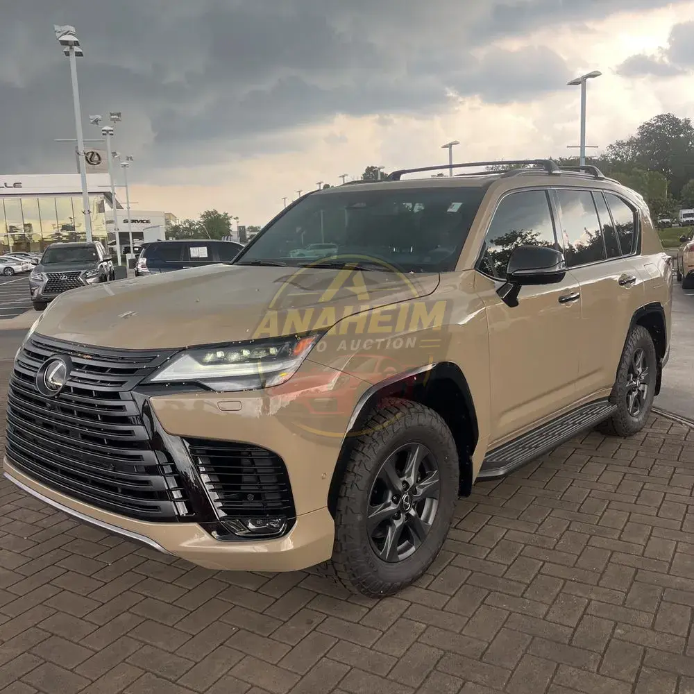 2025 Lexus LX 700h Overtrail