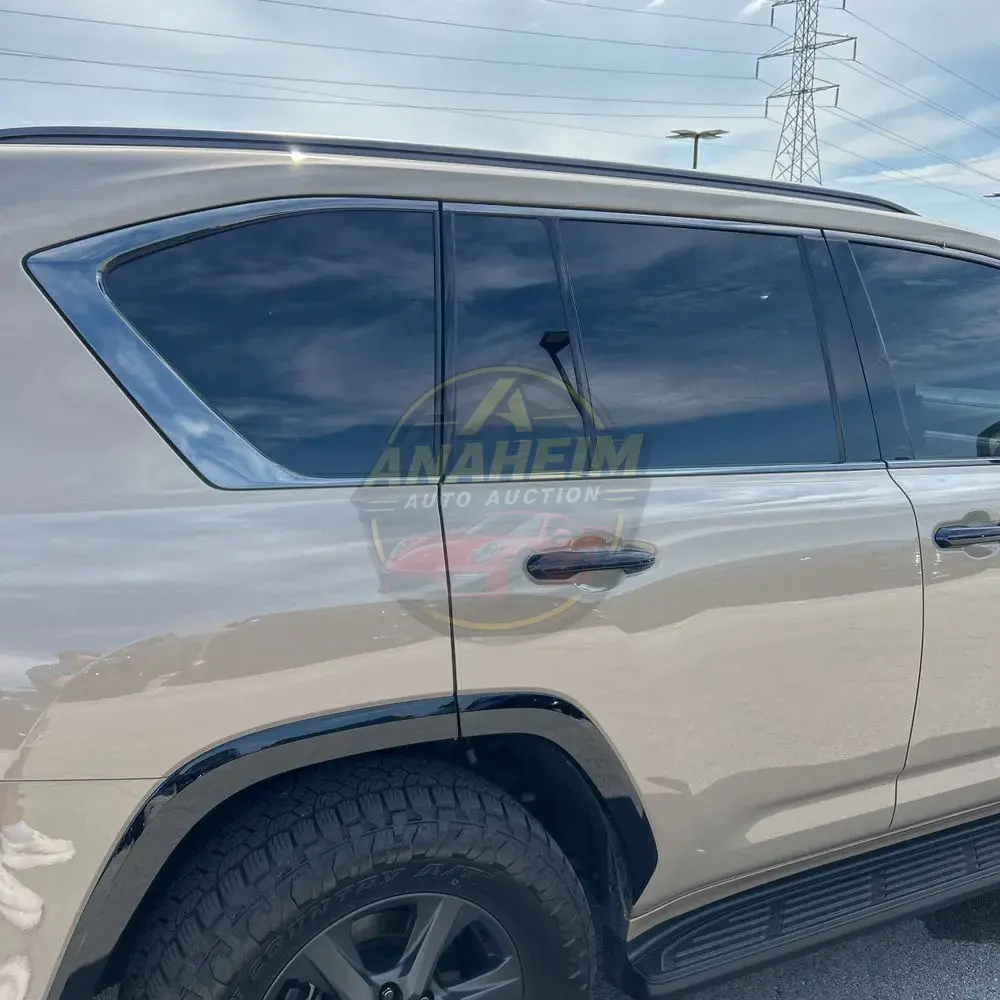 2025 Lexus LX 700h Overtrail