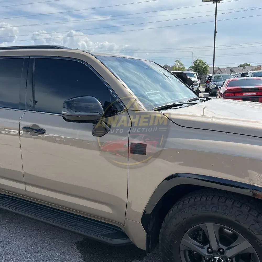 2025 Lexus LX 700h Overtrail