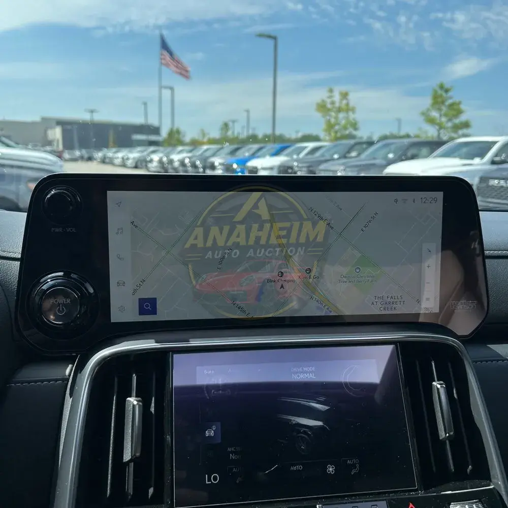 2025 Lexus LX 700h Overtrail