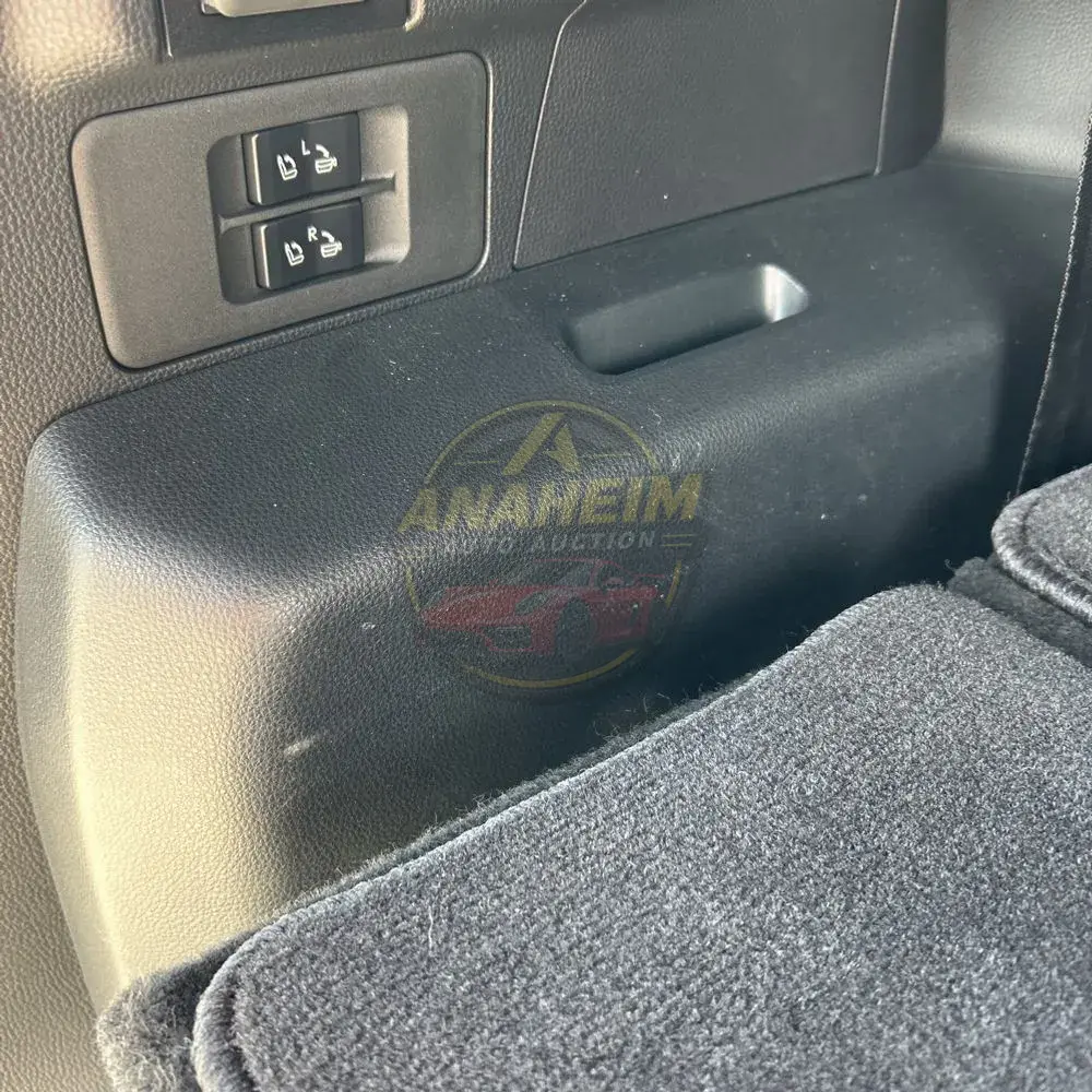 2025 Lexus LX 700h Overtrail