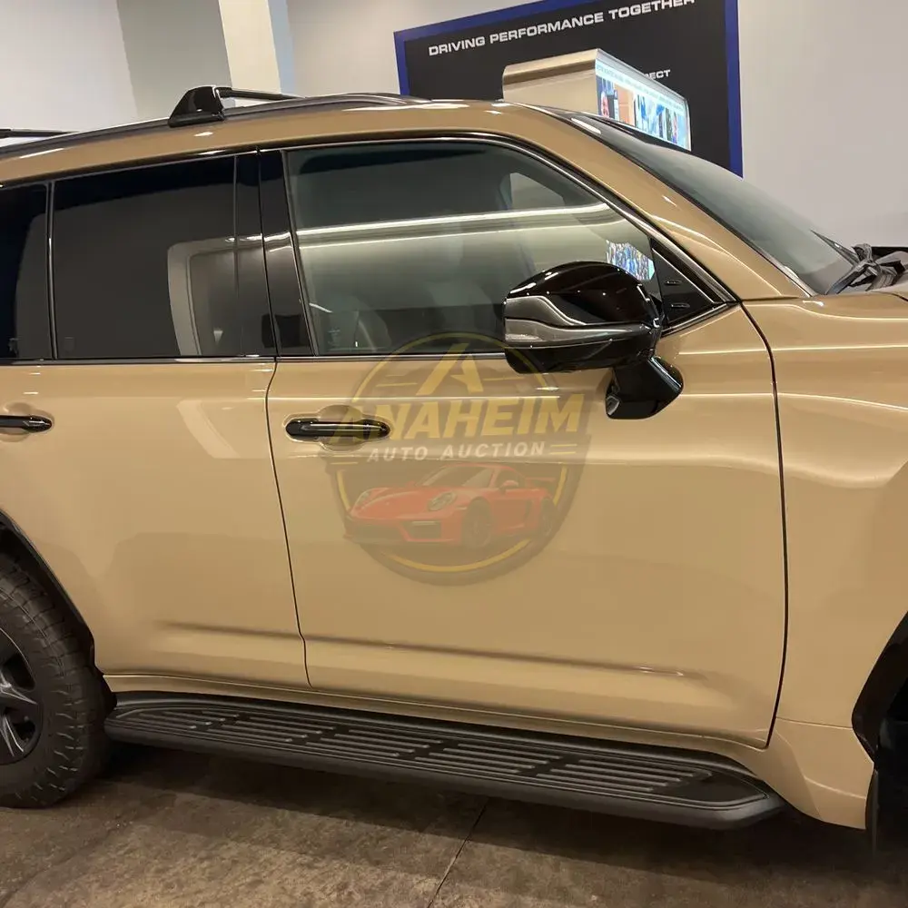 2025 Lexus LX 700h Overtrail