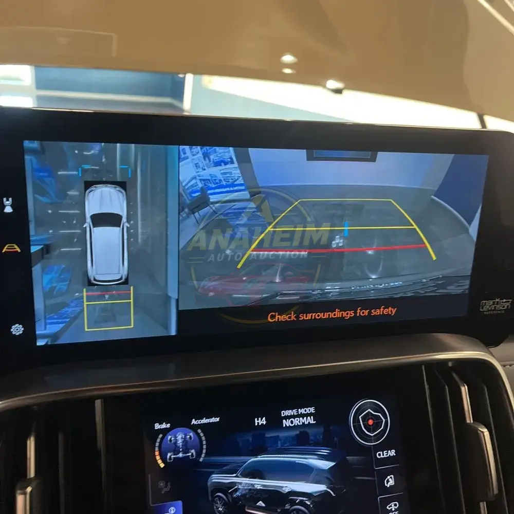 2025 Lexus LX 700h Overtrail