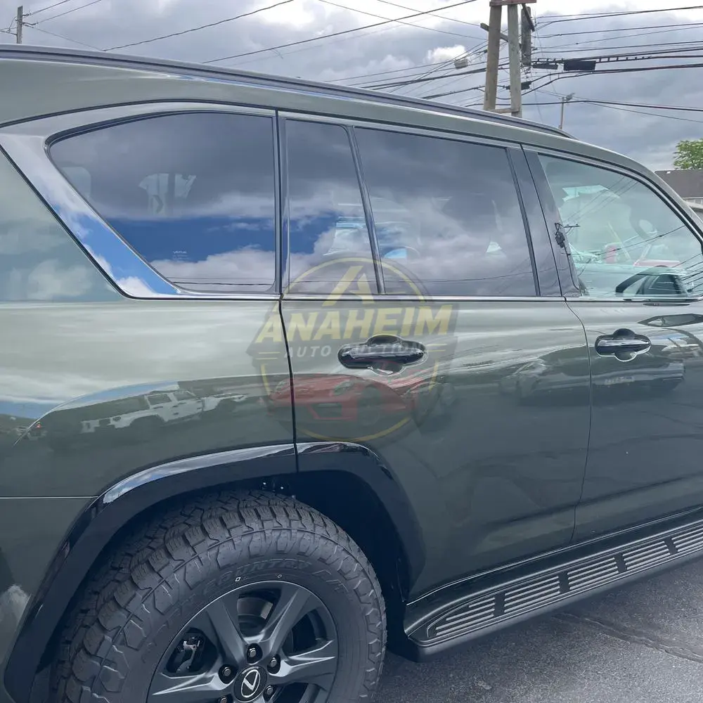 2025 Lexus LX 700h Overtrail