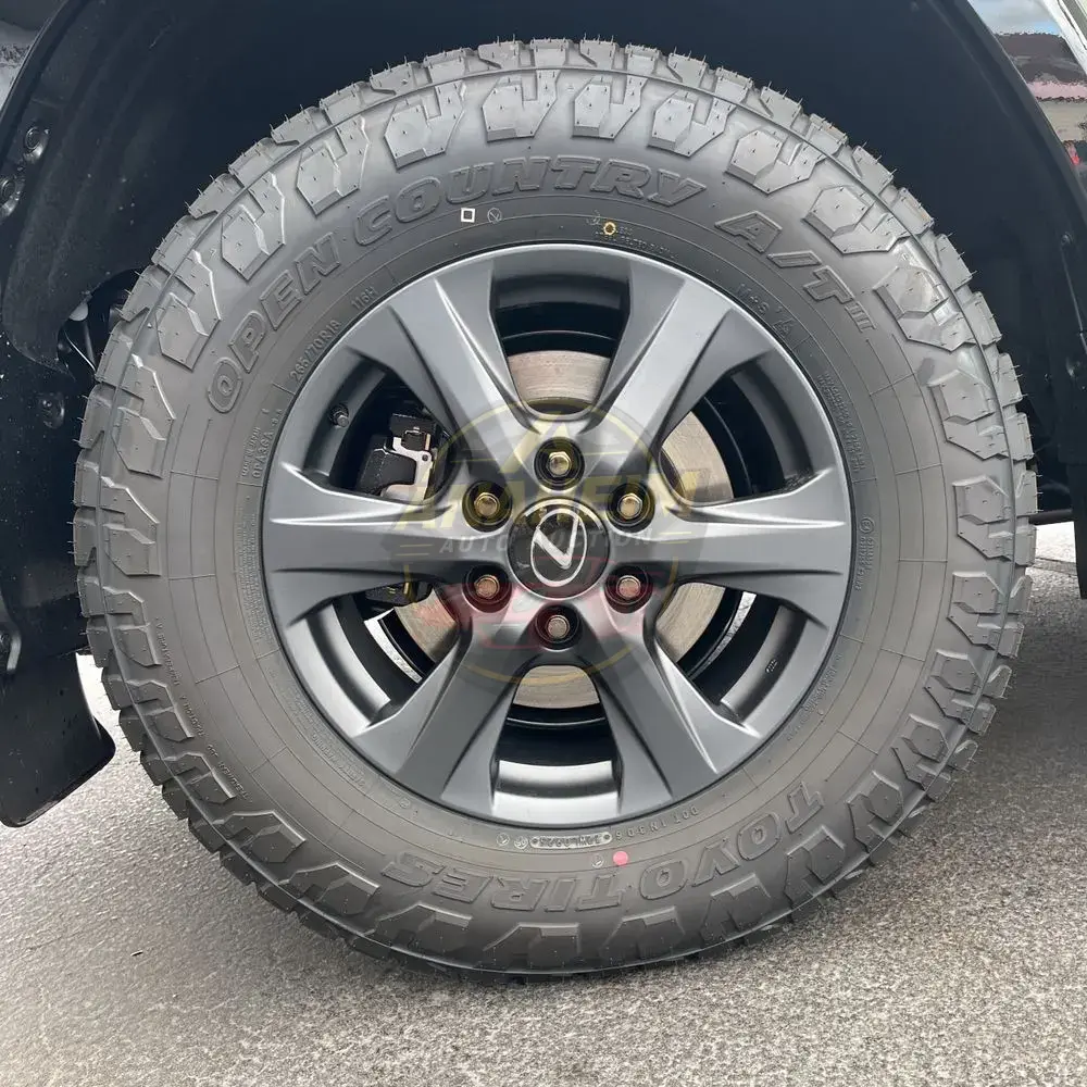 2025 Lexus LX 700h Overtrail