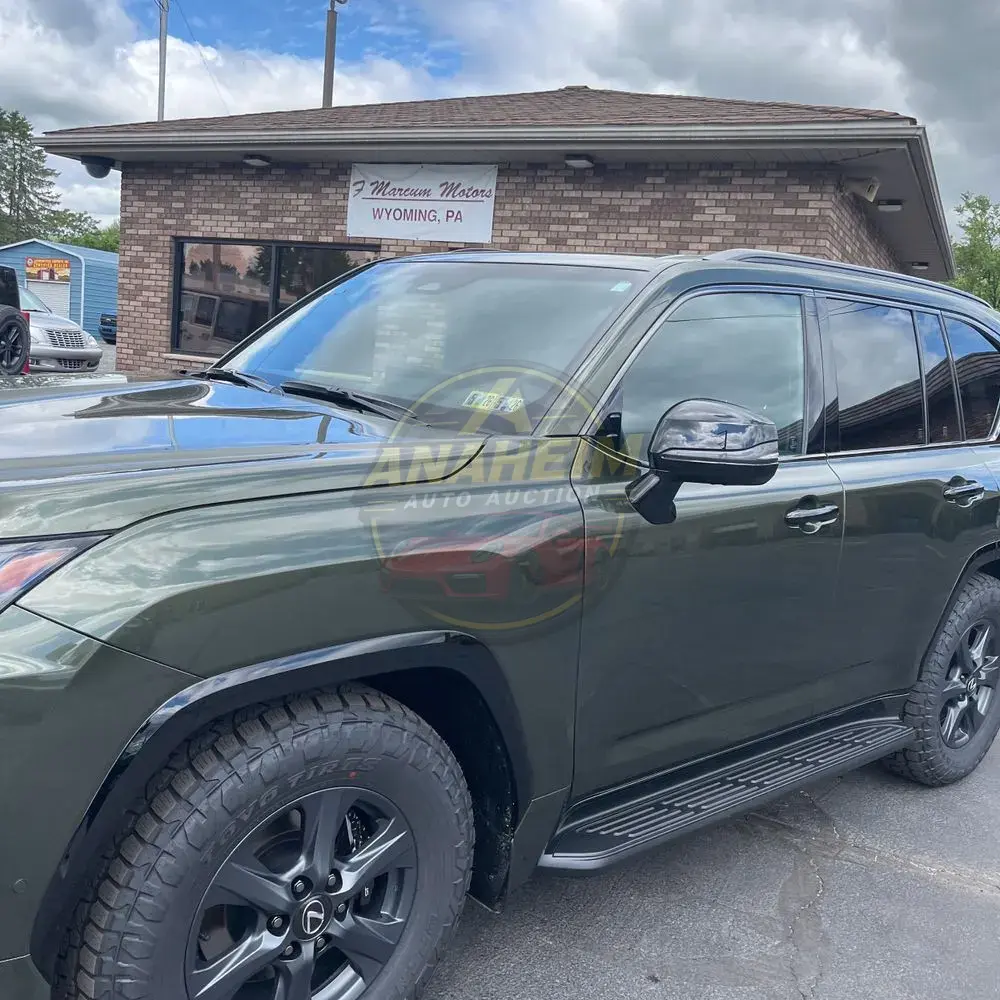 2025 Lexus LX 700h Overtrail