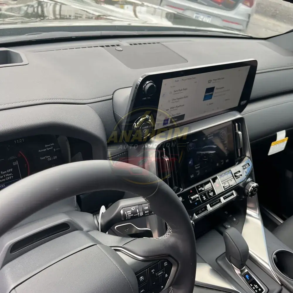 2025 Lexus LX 700h Overtrail