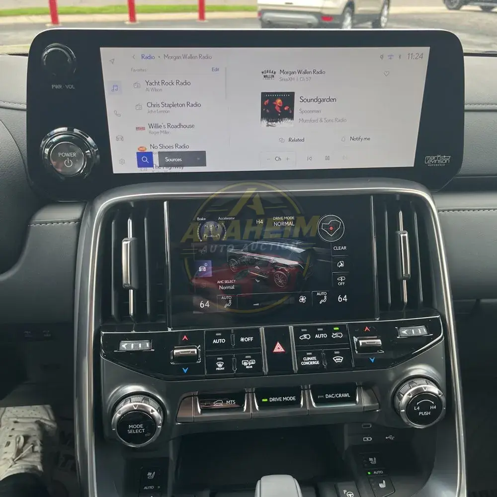 2025 Lexus LX 700h Overtrail