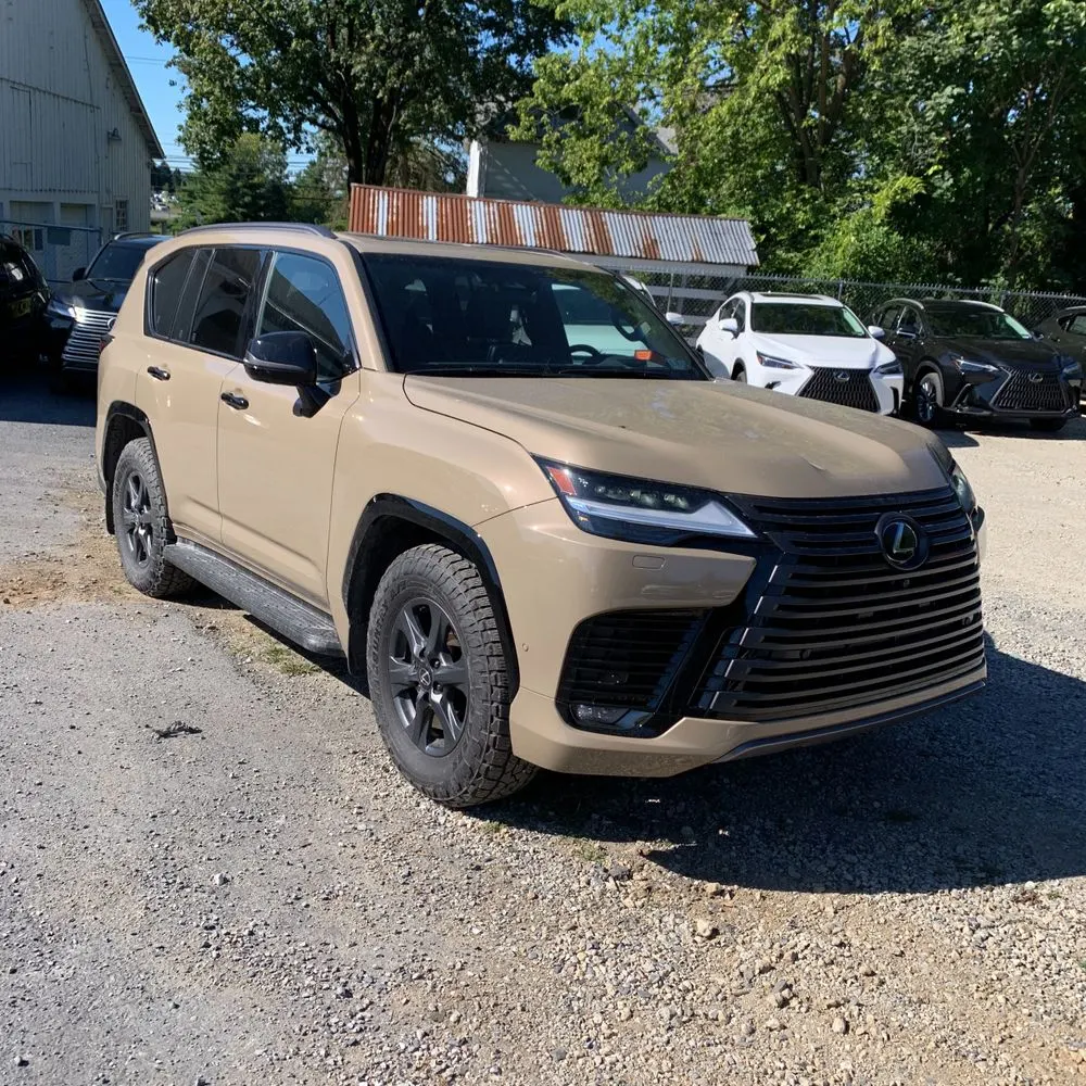 2025 Lexus LX 700h Overtrail