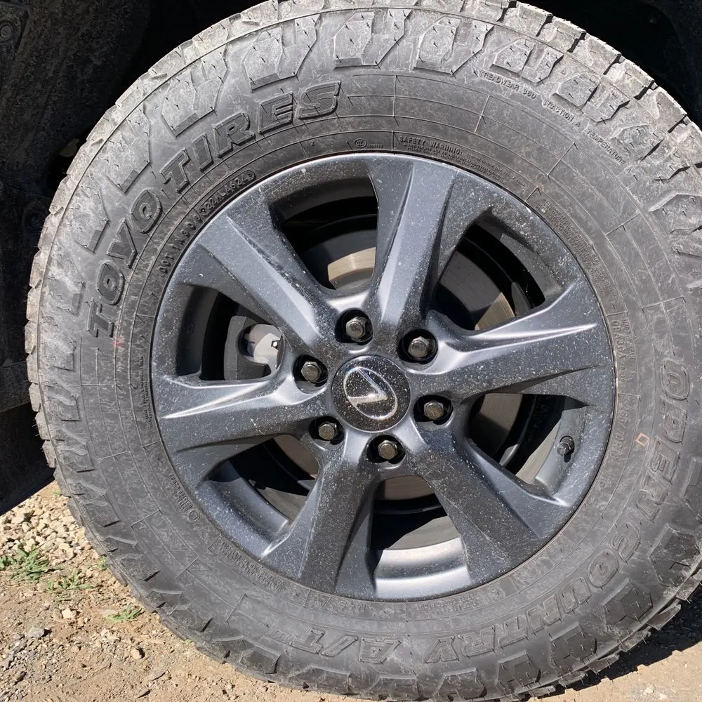 2025 Lexus LX 700h Overtrail