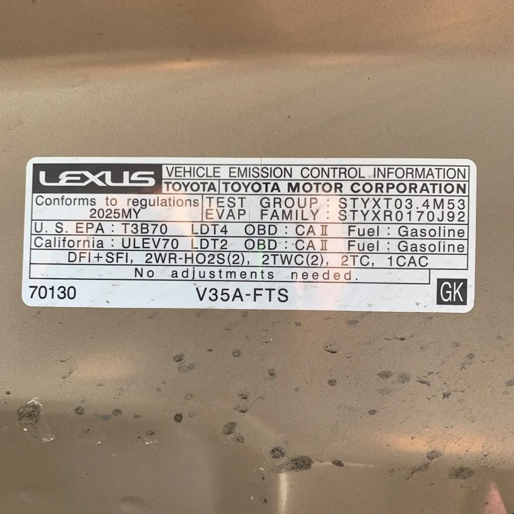 2025 Lexus LX 700h Overtrail