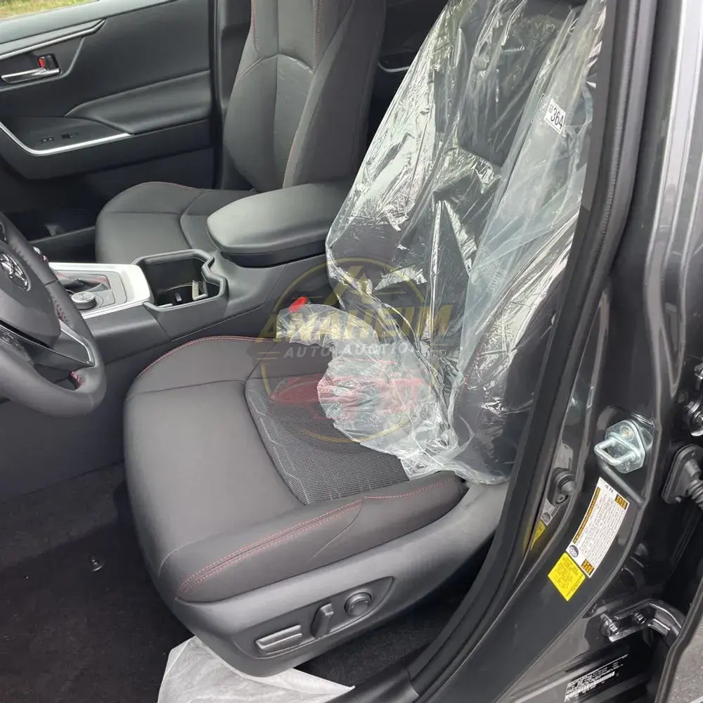 2025 Toyota RAV4 Plug-in Hybrid SE