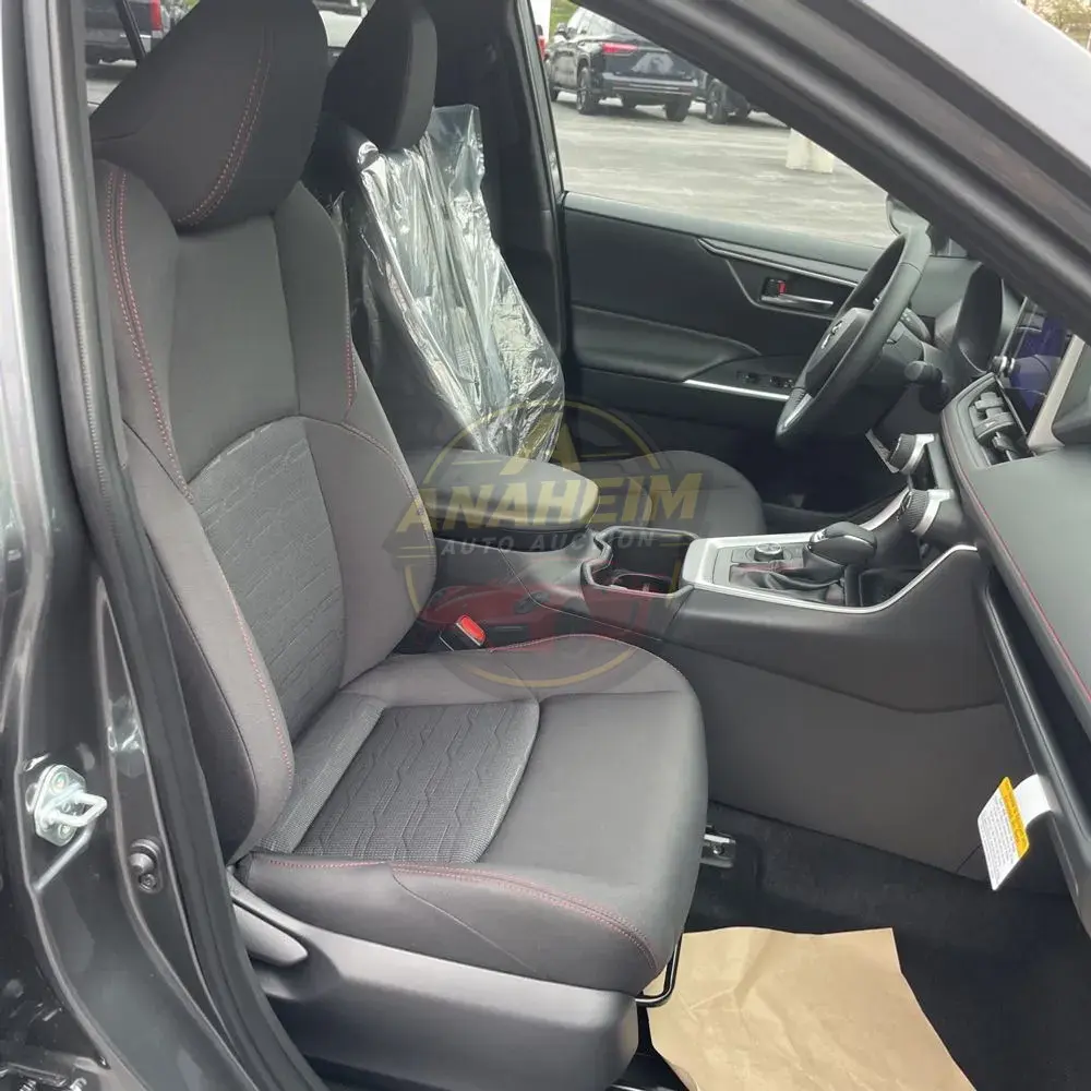 2025 Toyota RAV4 Plug-in Hybrid SE
