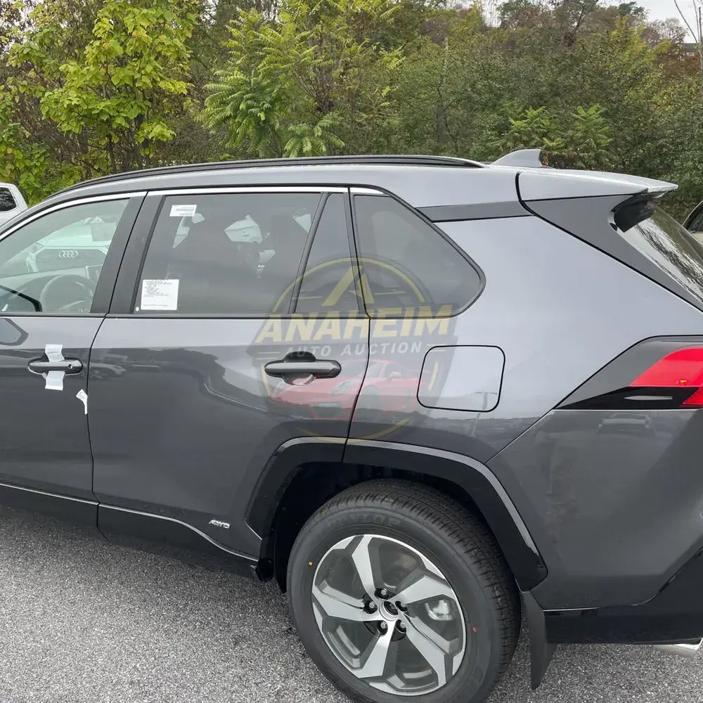 2025 Toyota RAV4 Plug-in Hybrid SE