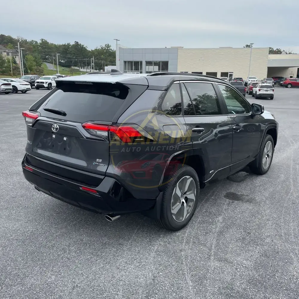 2025 Toyota RAV4 Plug-in Hybrid SE