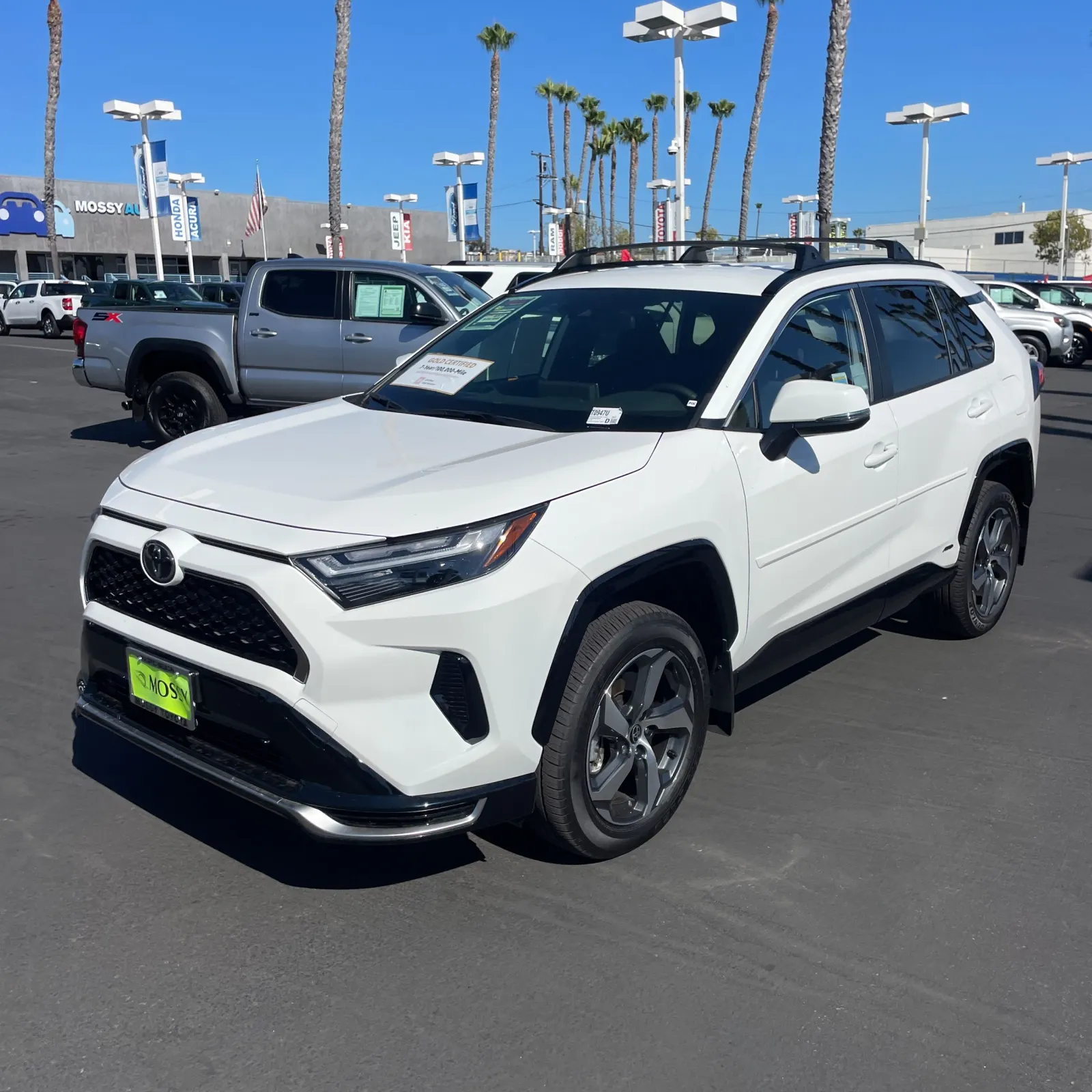 2025 Toyota RAV4 Plug-in Hybrid SE